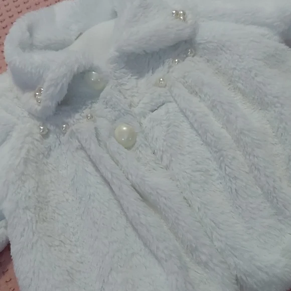 Toddler furry coat - Picture 3 of 8